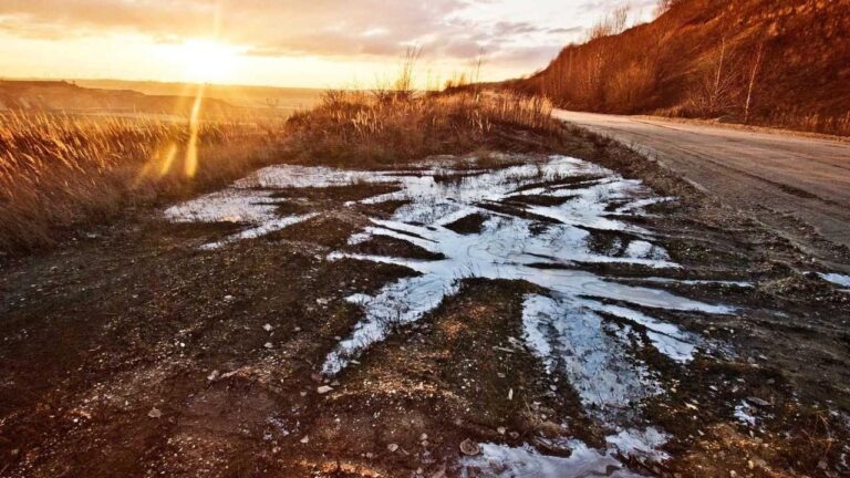 Symbolbild zum Thema POL-S: 15-Jährigen ausgeraubt - Zeugen gesucht