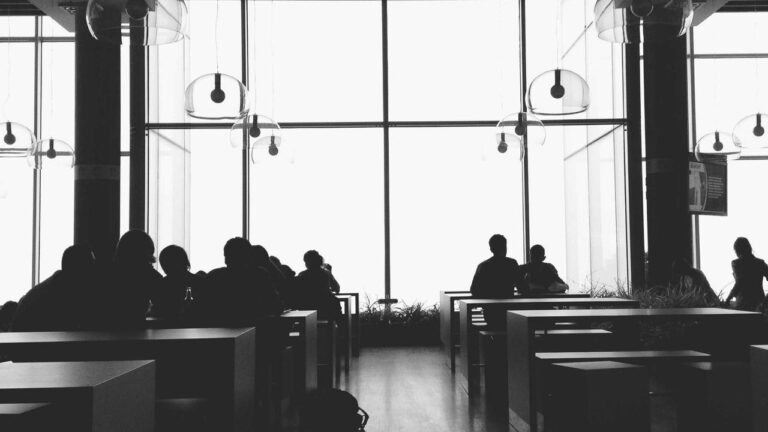 Symbolbild zum Thema POL-DVS: Unfall mit drei Verletzten