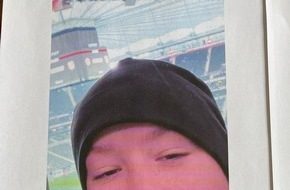 Raubüberfall auf E-Tretroller in Neu-Anspach und weitere Vorfälle im Hochtaunuskreis Polizeiauto vor einem Gebäude im Hochtaunuskreis