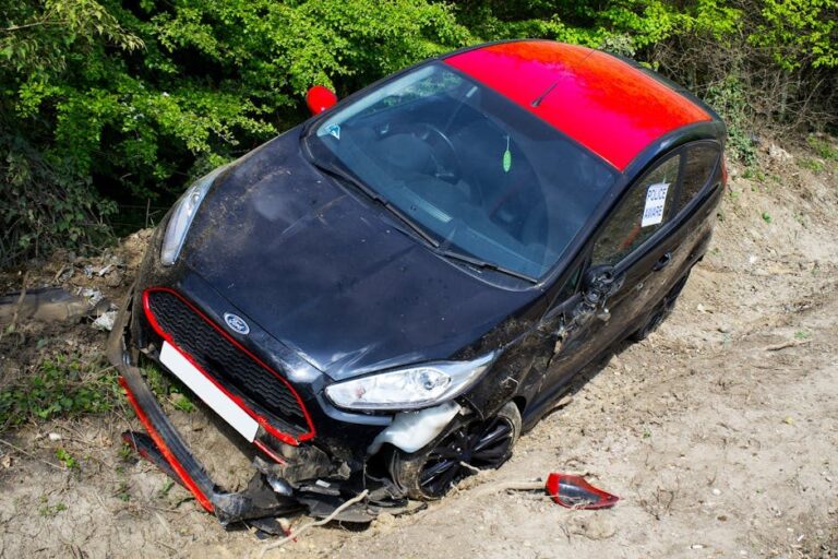 Symbolbild zum Thema POL-REK: 260316-1: Fußgänger bei Verkehrsunfall leicht verletzt