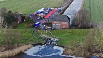 THW unterstützt landesweite Kampagne „KommKlar SH“ zur Stärkung der Krisenvorsorge in Schleswig-Holstein THW Einsatzkräfte bei einer Übung im Kreis Pinneberg